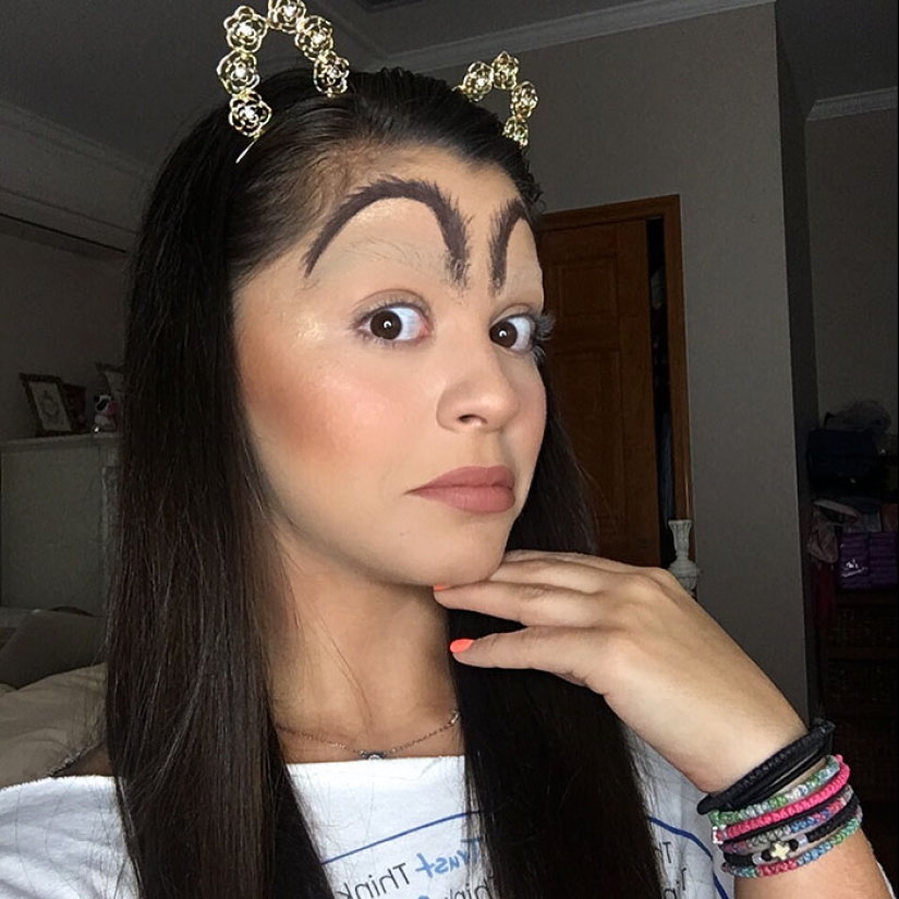 Woman Trolls Weird Eyebrow Trends With McDonald’s Brows And The Internet Is Applauding Her