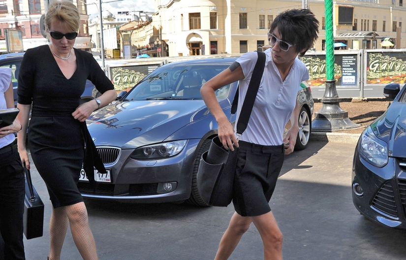 Women who are happy, successful and childless at the same time Women who are happy, successful and childless at the same time