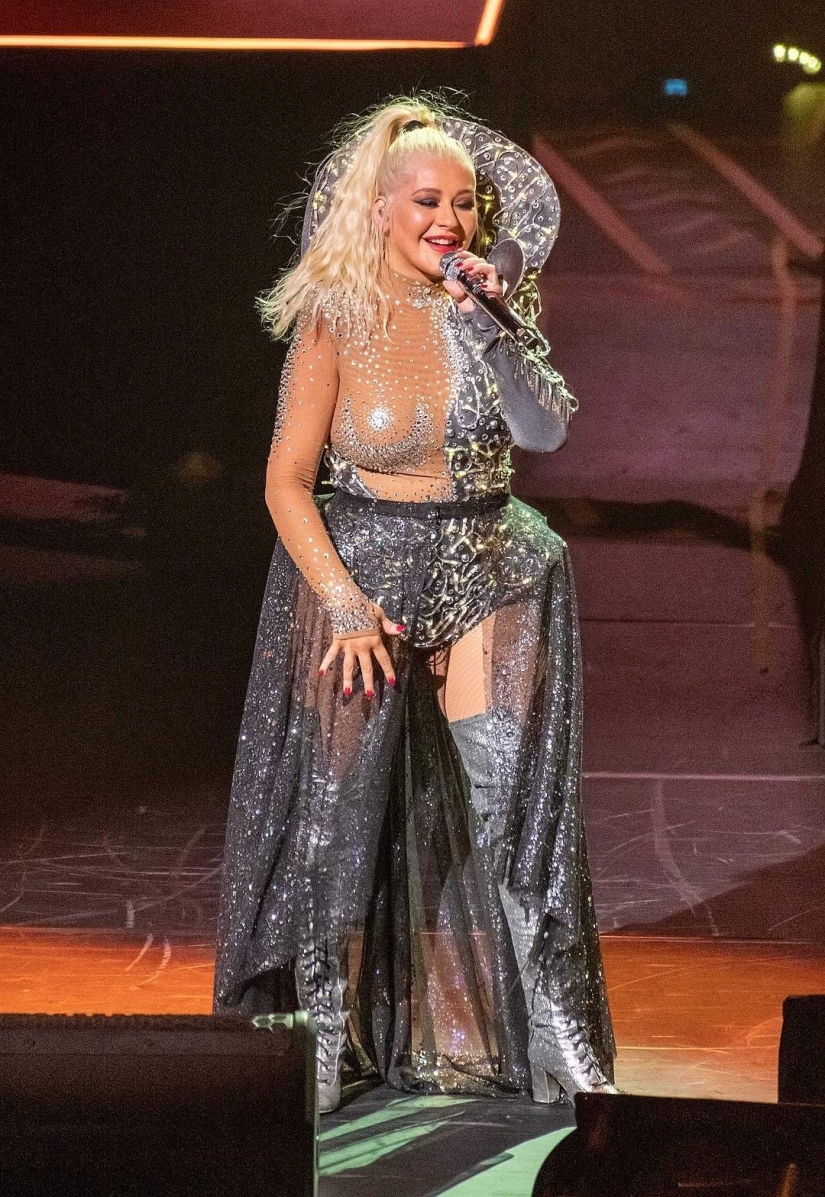 Ya no son tan hermosas - 6 mujeres famosas que eran hermosas en los años 90, pero ahora no lo son