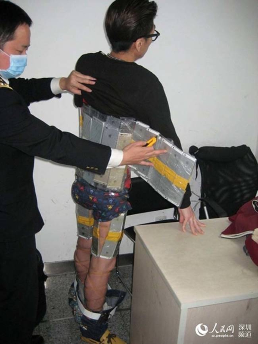 You won't believe what this Chinese man tried to smuggle across the border! You won't believe what this Chinese man tried to smuggle across the border!