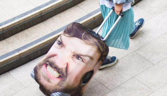 "You'll recognize him out of a thousand": how to make your suitcase unique