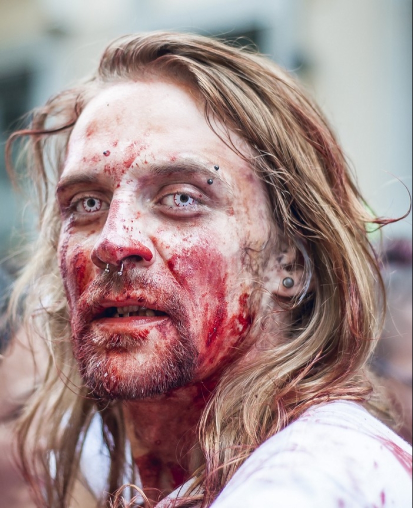 Zombie mob 2014 en Turín