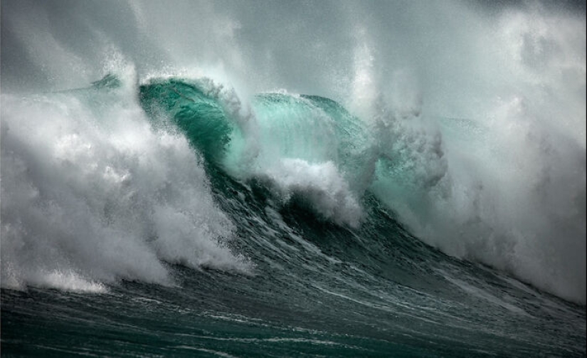 10 Awe-Inspiring Photos That Showcase The Majesty Of Ocean Waves By Rachael Talibart 10 Awe-Inspiring Photos That Showcase The Majesty Of Ocean Waves By Rachael Talibart