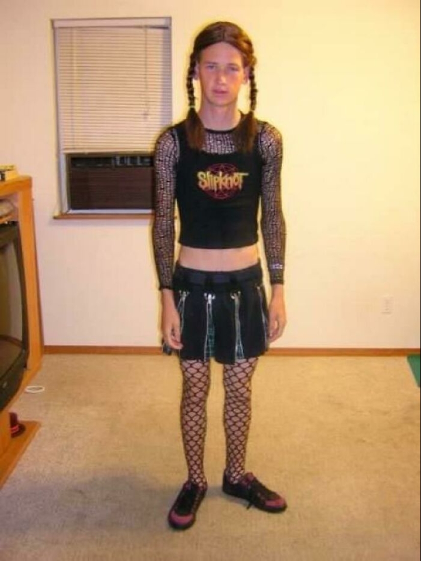 10 Cringy Childhood Photos That Might Make You Glad Yours Aren’t Online 10 Cringy Childhood Photos That Might Make You Glad Yours Aren’t Online