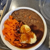 10 Examples Of Hospital Food From Various Places Around The World, As Shared By Folks Online 10 Examples Of Hospital Food From Various Places Around The World, As Shared By Folks Online