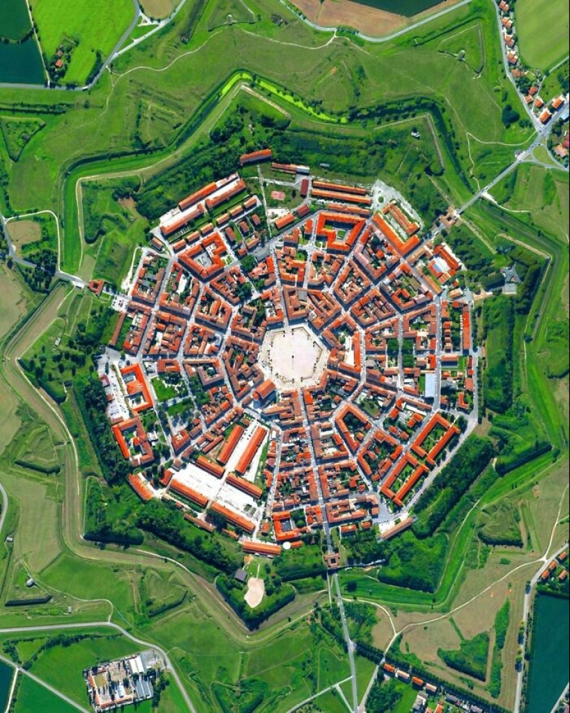 10 Fantastic Pictures Of Urban Planning From Around The World 10 Fantastic Pictures Of Urban Planning From Around The World