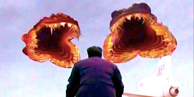 10 Monster Reveals That Completely Ruined Horror Movies 10 Monster Reveals That Completely Ruined Horror Movies
