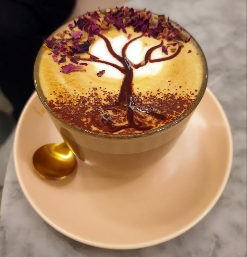 10 ocasiones en las que el Latte Art fue tan impresionante que parecía casi demasiado bueno para beberlo 10 ocasiones en las que el Latte Art fue tan impresionante que parecía casi demasiado bueno para beberlo
