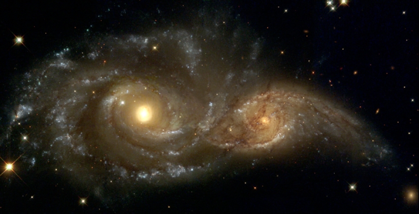 10 Of The Most Mesmerizing Galaxies Captured On Telescope