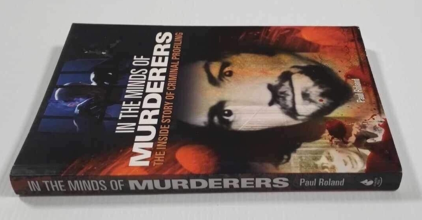 10 Psychology Books That Help You Understand the Dark Side of Human Nature 10 Psychology Books That Help You Understand the Dark Side of Human Nature
