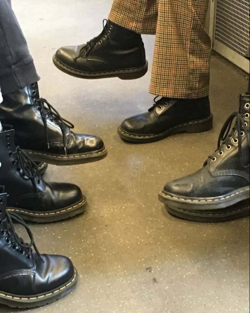 10 Times People Had To Look Twice To Understand What They Were Seeing On The Berlin Subway