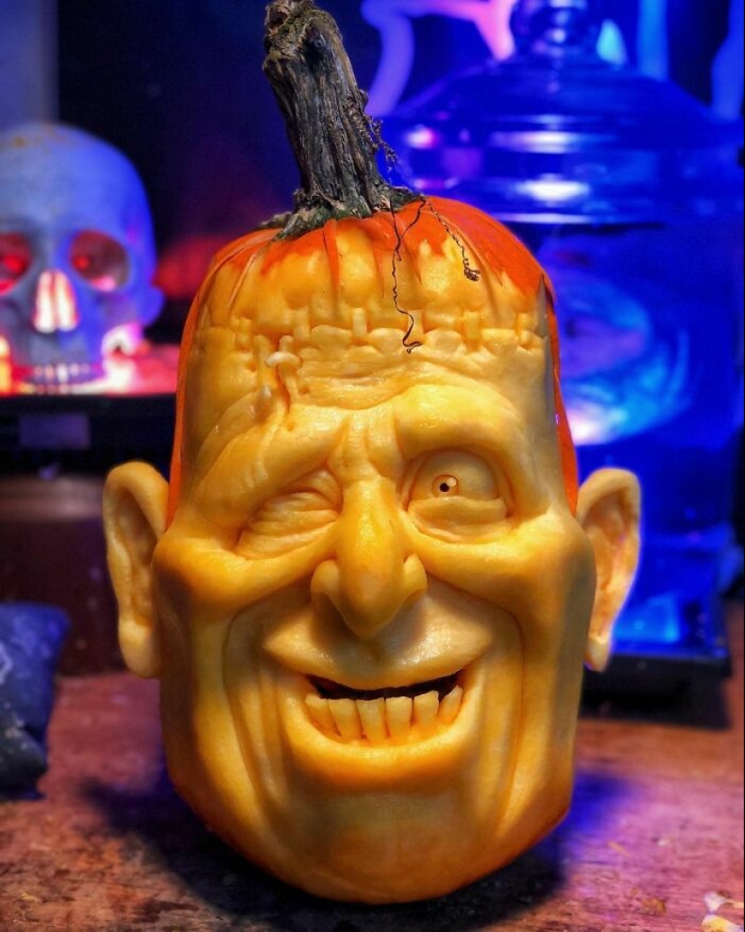 10 Times People Took Halloween Pumpkin Carving To A Whole New Level 10 Times People Took Halloween Pumpkin Carving To A Whole New Level