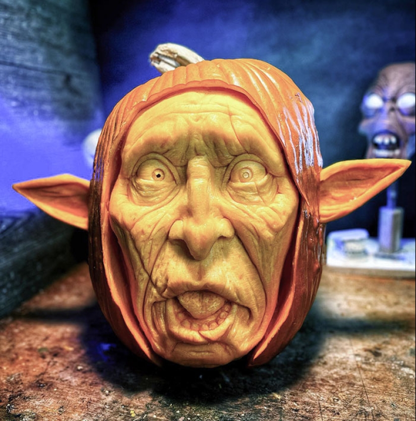 10 Times People Took Halloween Pumpkin Carving To A Whole New Level 10 Times People Took Halloween Pumpkin Carving To A Whole New Level