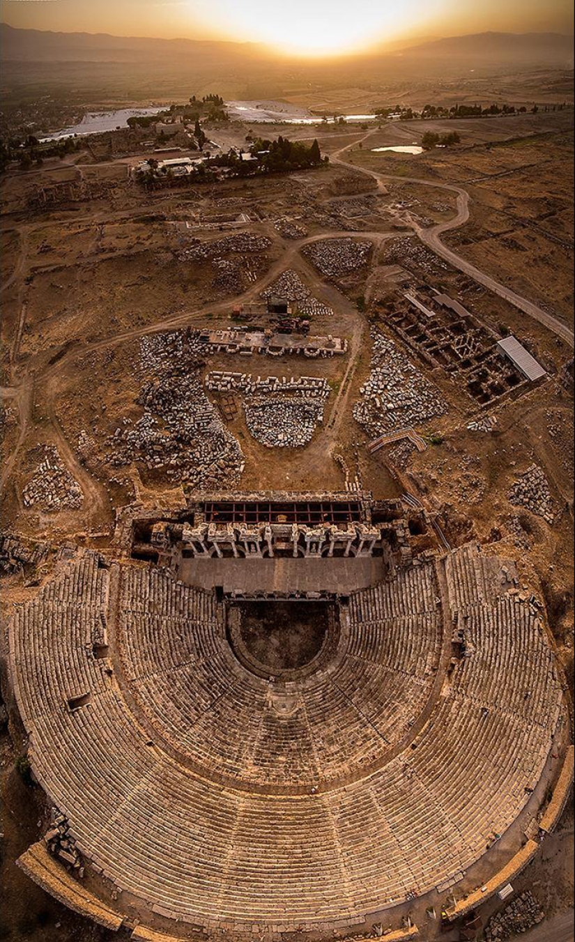 11 fotografías de paisajes alterados que te trastornarán la cabeza, tomadas por este artista 11 fotografías de paisajes alterados que te trastornarán la cabeza, tomadas por este artista