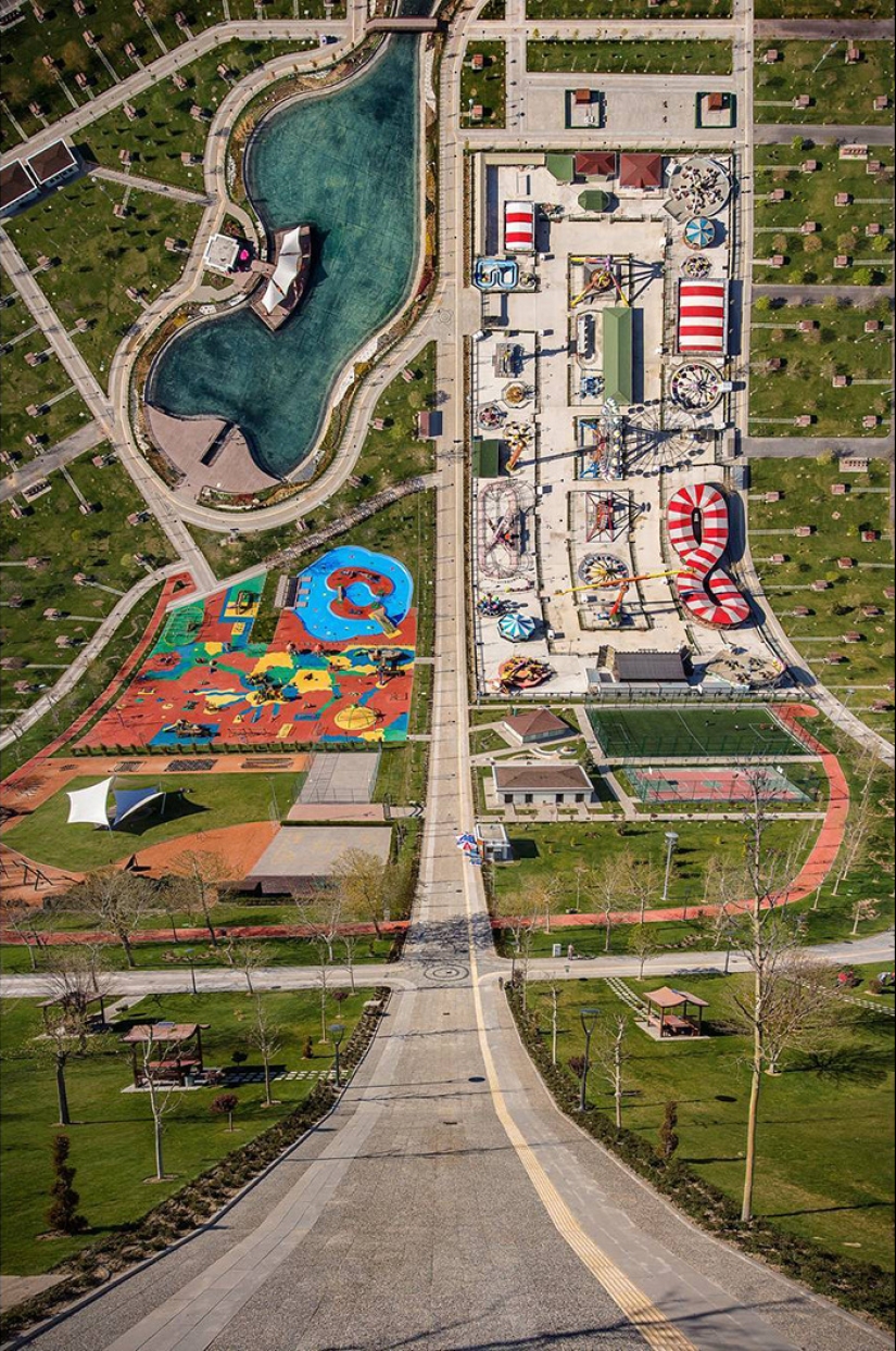 11 fotografías de paisajes alterados que te trastornarán la cabeza, tomadas por este artista 11 fotografías de paisajes alterados que te trastornarán la cabeza, tomadas por este artista