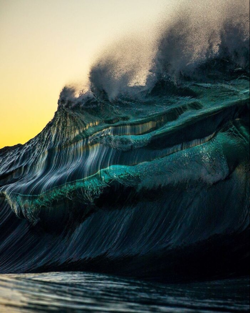 12 impresionantes fotografías de olas de Ray Collins