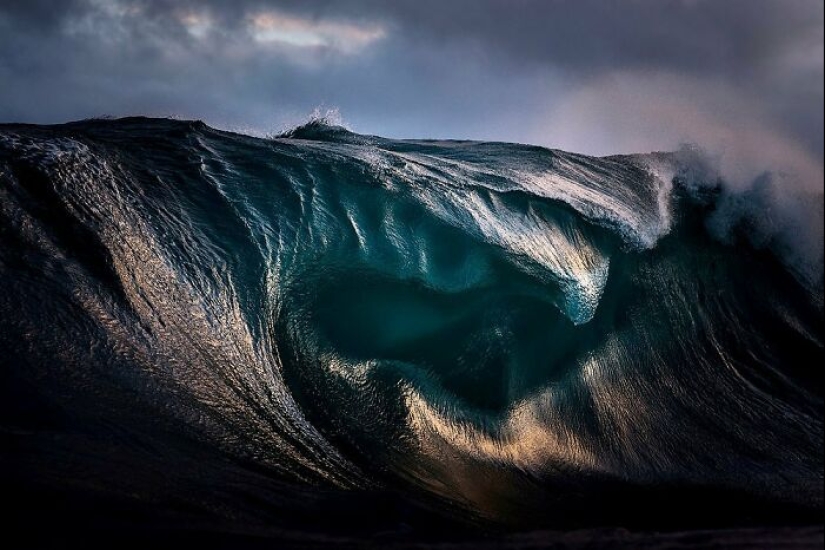 12 impresionantes fotografías de olas de Ray Collins
