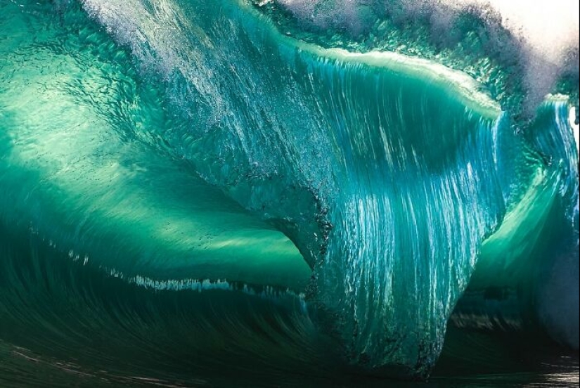 12 impresionantes fotografías de olas de Ray Collins