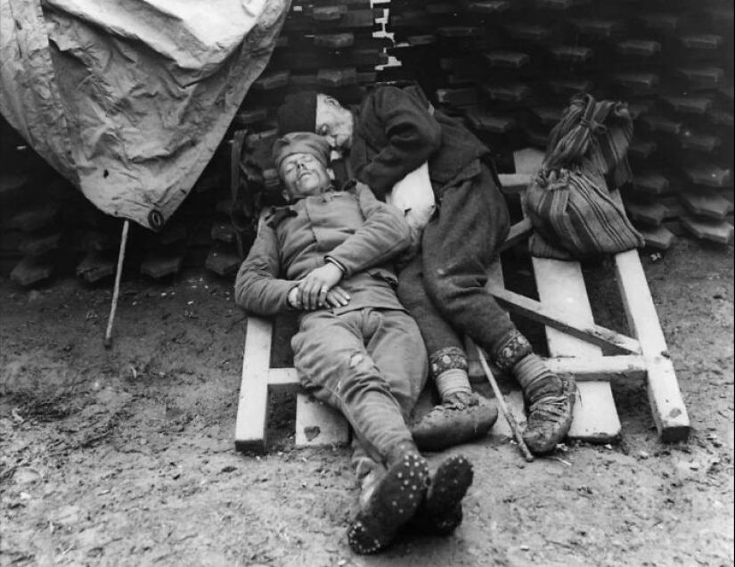 12 Interesting Photos That Show The Side Of History That Didn’t Make The Cut Into Textbooks 12 Interesting Photos That Show The Side Of History That Didn’t Make The Cut Into Textbooks