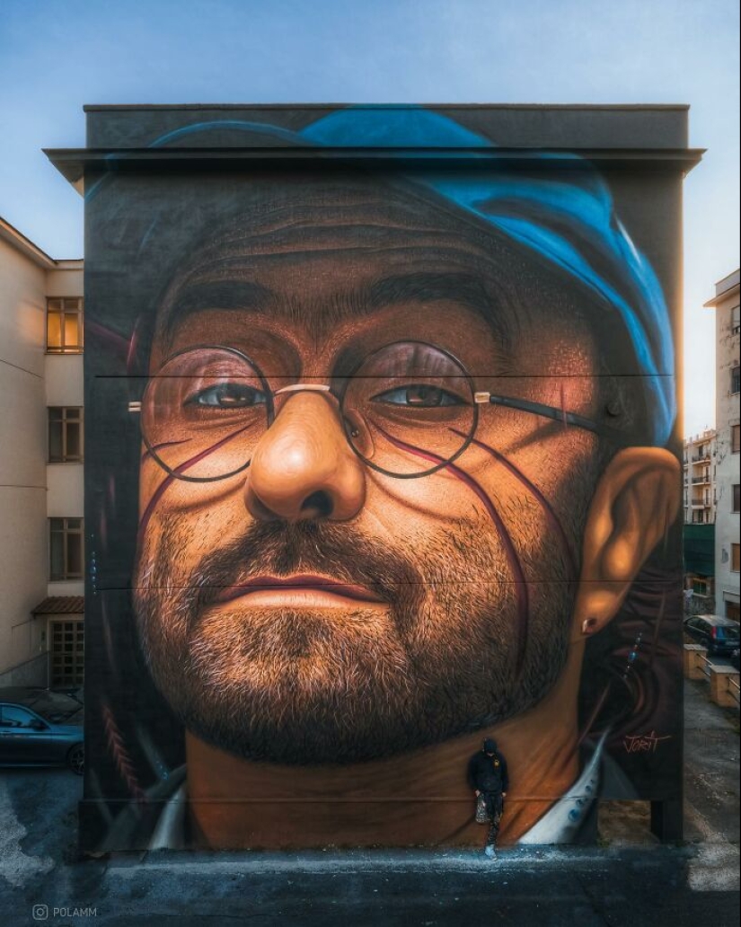 12 Of This Artist’s Realistic Large-Scale Graffiti Portraits