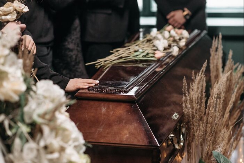 12 People Share What They Regret Finding Out