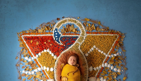 12 Zodiac-Themed Photos Created By Blending My Love For Mandalas And Newborn Photography 12 Zodiac-Themed Photos Created By Blending My Love For Mandalas And Newborn Photography