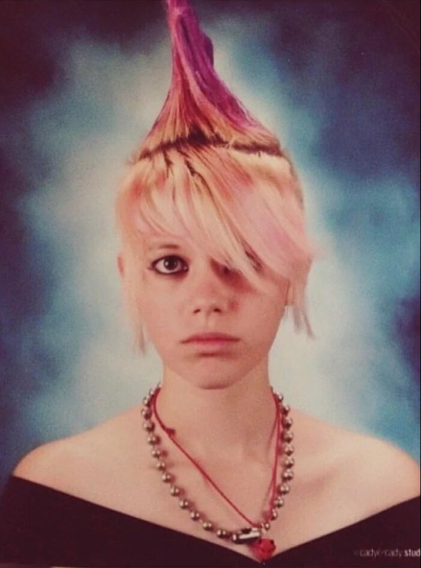 13 fotos divertidas de los 'años de errores' de la gente que siempre vivirán en línea como un recordatorio vergonzoso