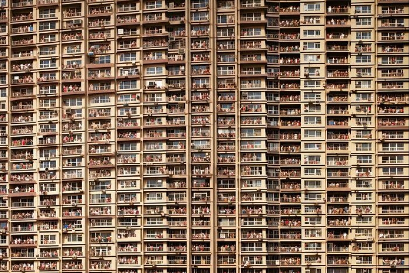 13 imágenes de inteligencia artificial que invitan a la reflexión, diseñadas por Alkan Avcıoğlu, y que exploran el caos de la vida actual