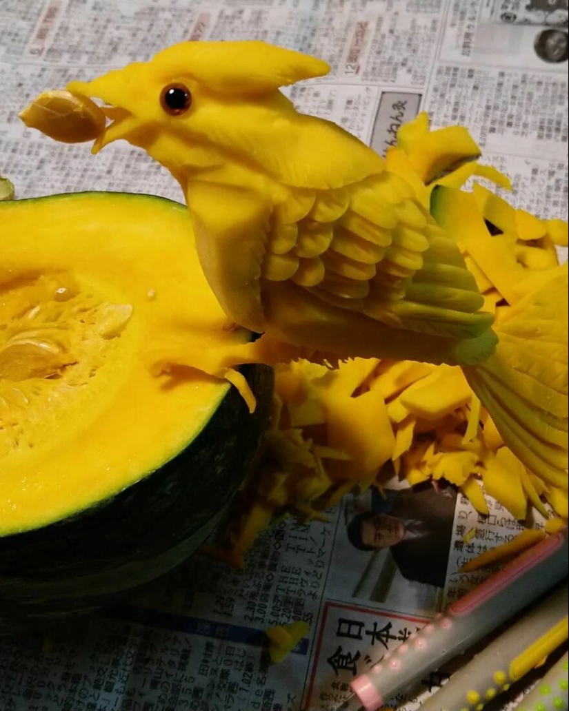 13 obras de arte delicadas e intrincadas talladas en verduras y frutas por Gaku