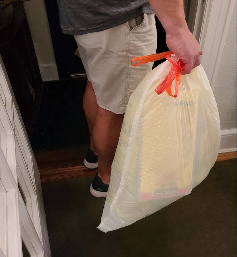 14 Hacks To Help You Maintain A Clean House, Making Your Chores A Lot Easier