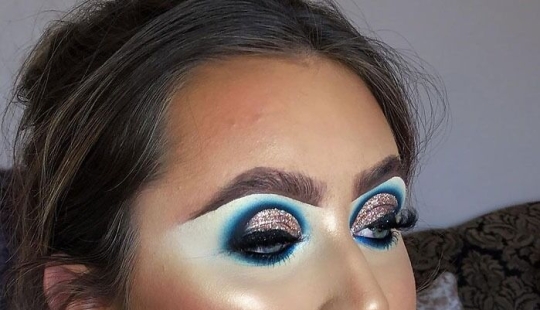 15 Times People Shared The Worst Beauty Salon Services They’ve Ever Received 15 Times People Shared The Worst Beauty Salon Services They’ve Ever Received