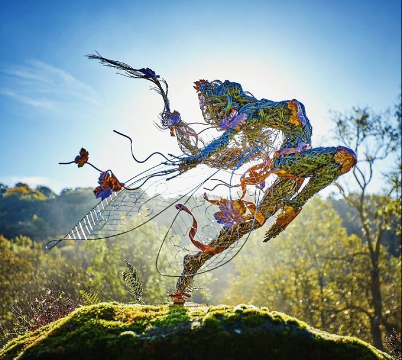 17 Magical Wire Sculptures Of Fairies, Created By Robin Wight 17 Magical Wire Sculptures Of Fairies, Created By Robin Wight