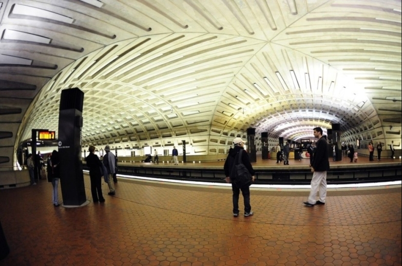 17 más mágica de las estaciones de metro de todo el mundo