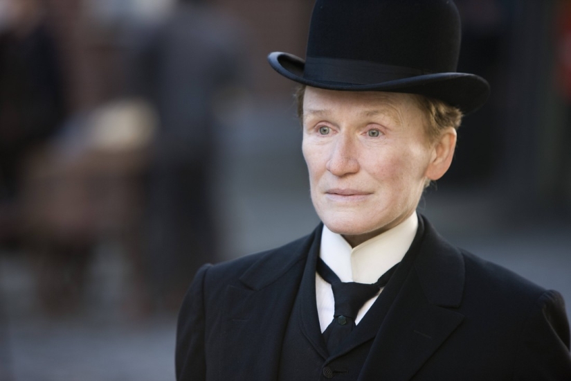 18 Best Roles Where Actors Had to Change Gender