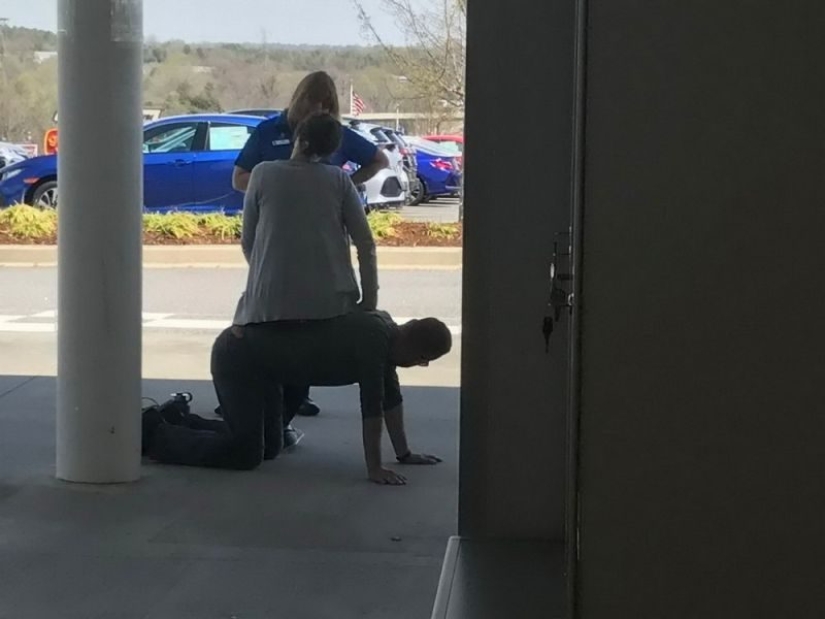 18 photos in which something strange is going on