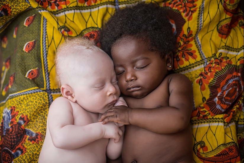 20 dramatic images of what it is to be human