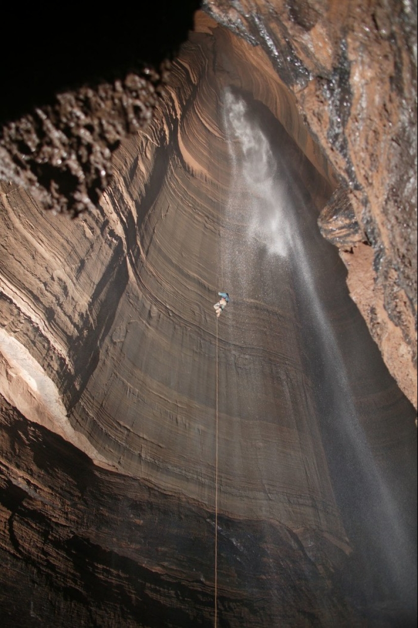 20 most beautiful caves in the world 20 most beautiful caves in the world