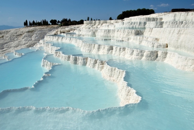 20 places on the planet where nature has spared no colors 20 places on the planet where nature has spared no colors