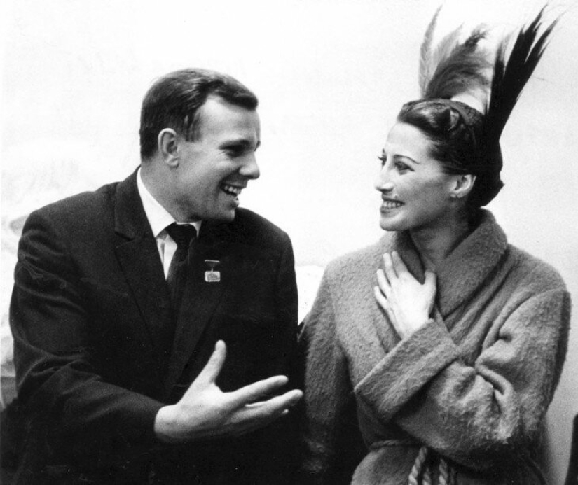 20 retro photos of stunning women we admire 20 retro photos of stunning women we admire