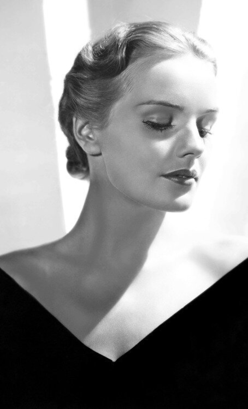 20 retro photos of stunning women we admire 20 retro photos of stunning women we admire
