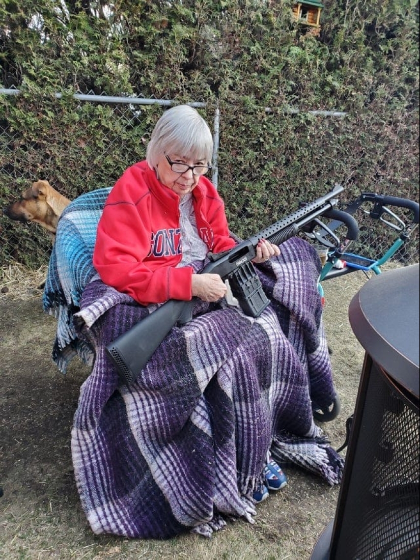 22 cute and funny photos of grandmothers who know how to surprise 22 cute and funny photos of grandmothers who know how to surprise