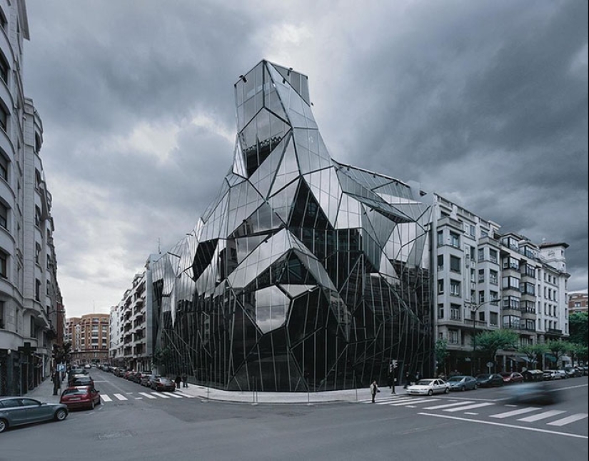 22 edificios que fácilmente podrían pasar por la sede de supervillanos