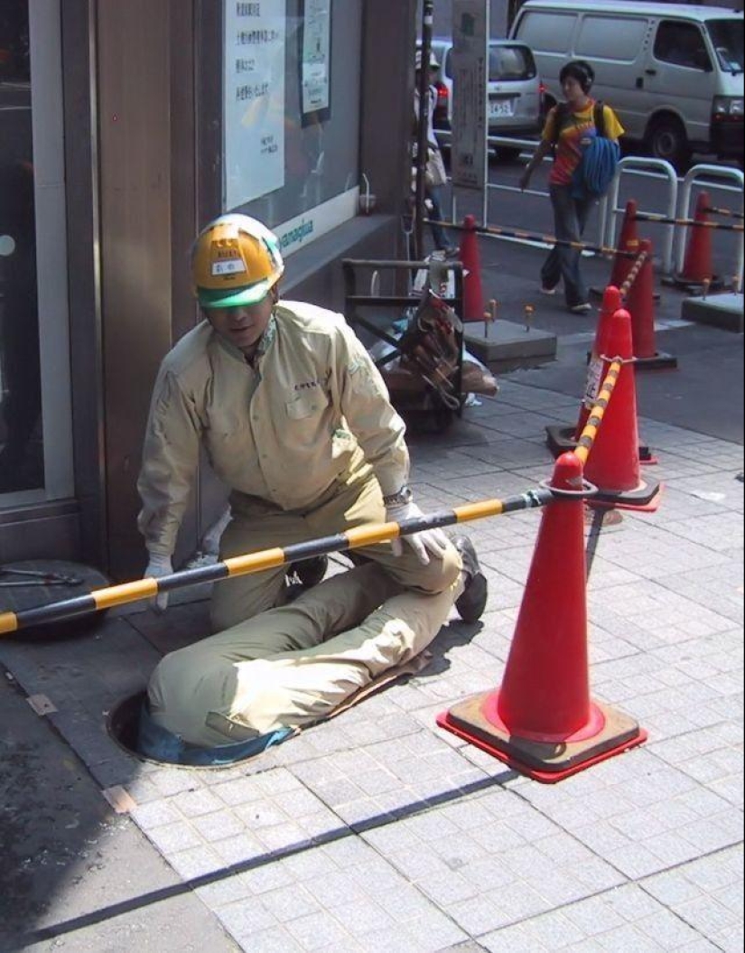 22 "experts" in the field of safety 22 "experts" in the field of safety
