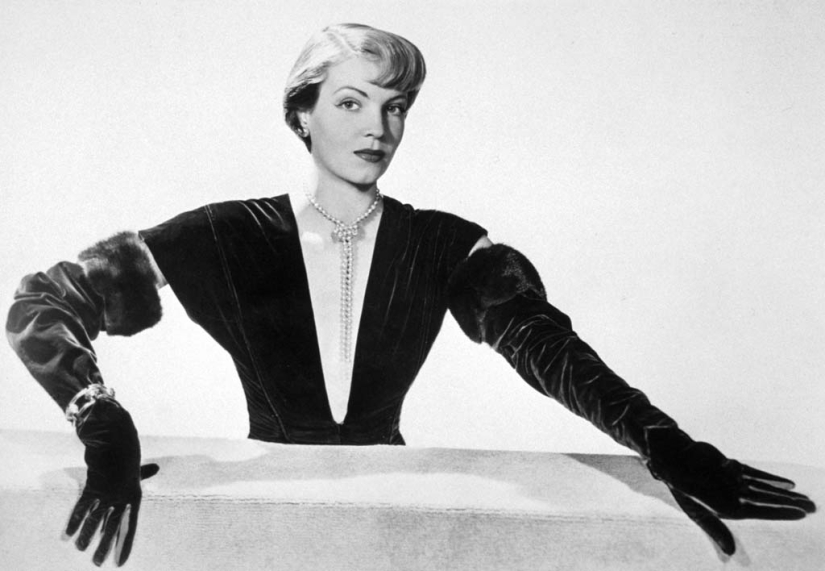 22 fotos retro de modelos de años pasados 22 fotos retro de modelos de años pasados