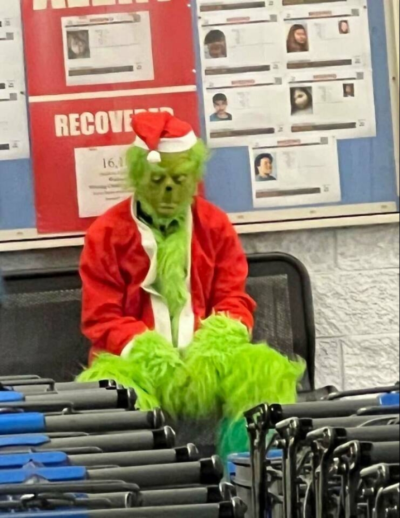 22 weirdos from Walmart in their Natural Habitat