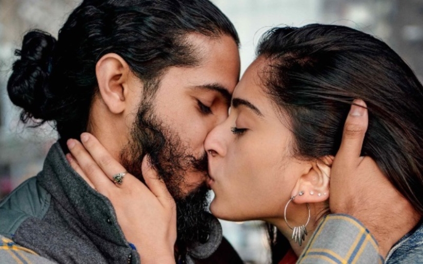 24 kisses in 24 hours: a dizzying project by a photographer from New York