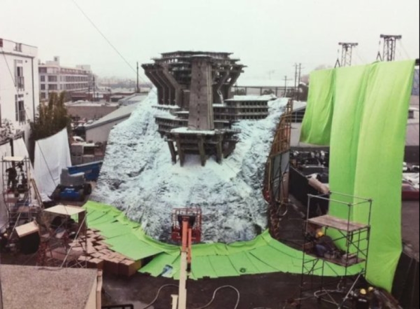 25 cool behind the scenes photos and gifs from movie sets 25 cool behind the scenes photos and gifs from movie sets