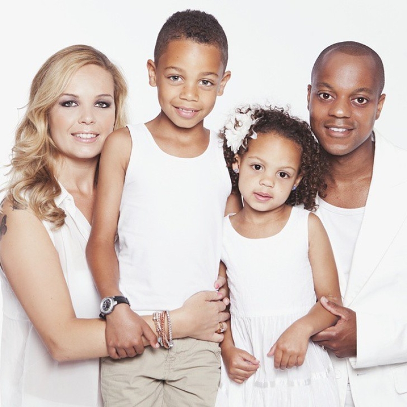25 Cute Family Photo Ideas Every Family Should Try 25 Cute Family Photo Ideas Every Family Should Try