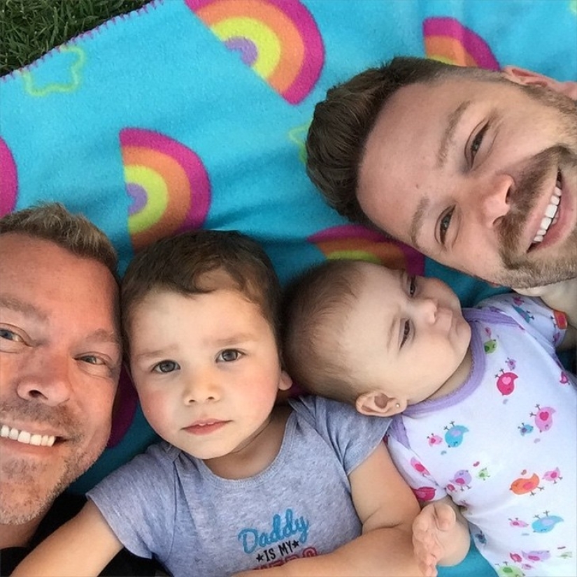 25 Cute Family Photo Ideas Every Family Should Try 25 Cute Family Photo Ideas Every Family Should Try
