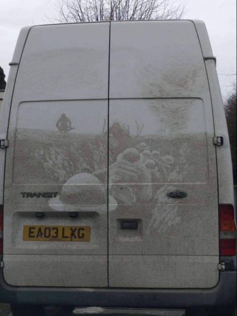 25 people who had too much free time 25 people who had too much free time